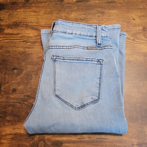 Kancan Jeans 26 P Flare Mid Rise Medium Light Wash Stretch Denim - Picture 3 of 11